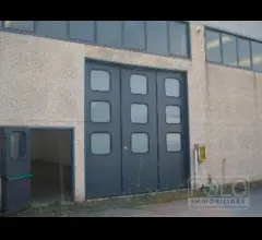 Appartamenti in Vendita - Mantova - magazzino di ottimo stato di 515mq alto 6.5mt!