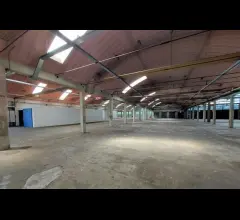 Gaiarine (tv) - complesso industriale con uffici e terreni