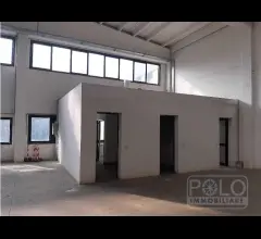 Appartamenti in Vendita - Mantova - magazzino in ottimo stato di 800mq alto 6.5mt!