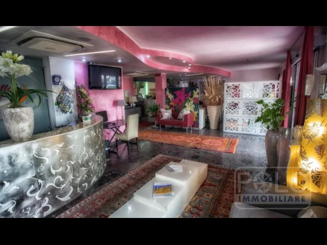 Appartamenti in Vendita - Verona - grazioso albergo 3 *** di 20 stanze ristrutturato!