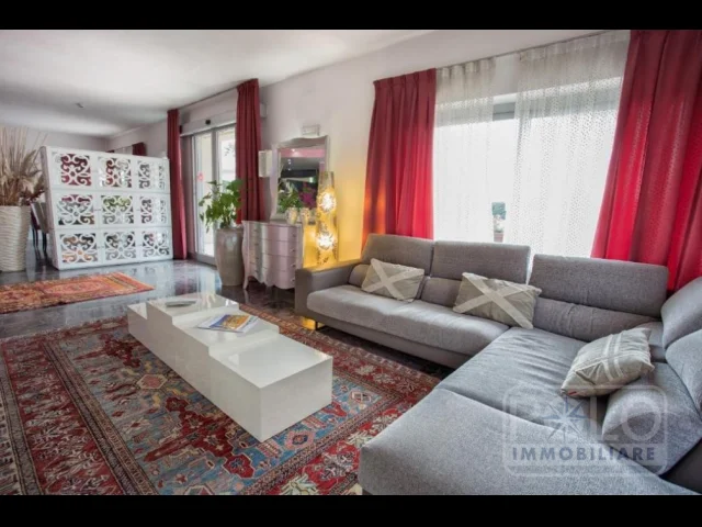 Appartamenti in Vendita - Verona - grazioso albergo 3 *** di 20 stanze ristrutturato!