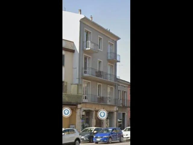 Vendesi porzione di palazzo