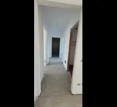 Appartamenti in Vendita - Ultimo piano con 3 camere da letto
