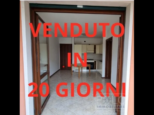 Appartamento con ampio terrazzino in zona residenziale
