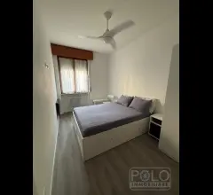 Appartamenti in Vendita - Camera con bagno privato in appartamento condiviso