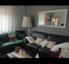 Bozzano: casa indipendente con ampio giardino