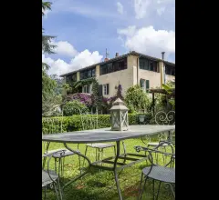 Appartamenti in Vendita - Signorile villa stile rustico toscano