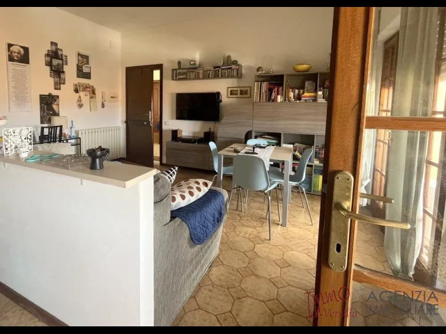 Appartamenti in Vendita - Comodo appartamento vista parco con posto auto di proprietà
