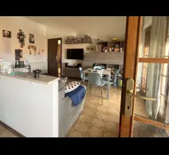 Appartamenti in Vendita - Comodo appartamento vista parco con posto auto di proprietà