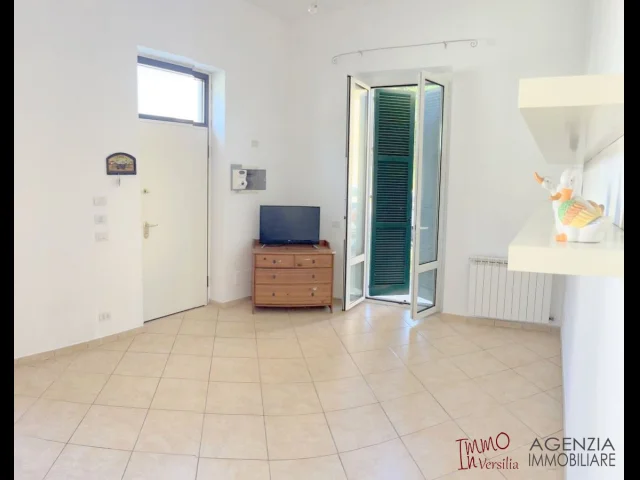 Appartamenti in Vendita - Appartamento indipendente piano terra