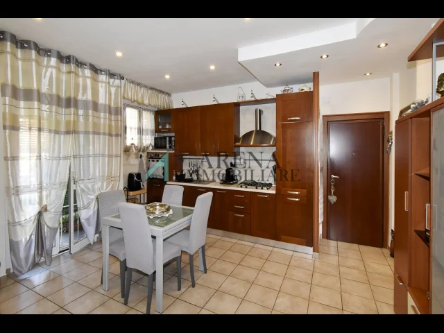 Appartamenti in Vendita - Trilocale in ottimo stato - via romualdo bonfadini, 94