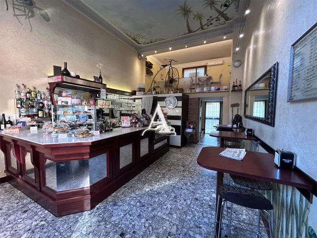 Appartamenti in Vendita - Tecnoazienda: bar giornaliero
