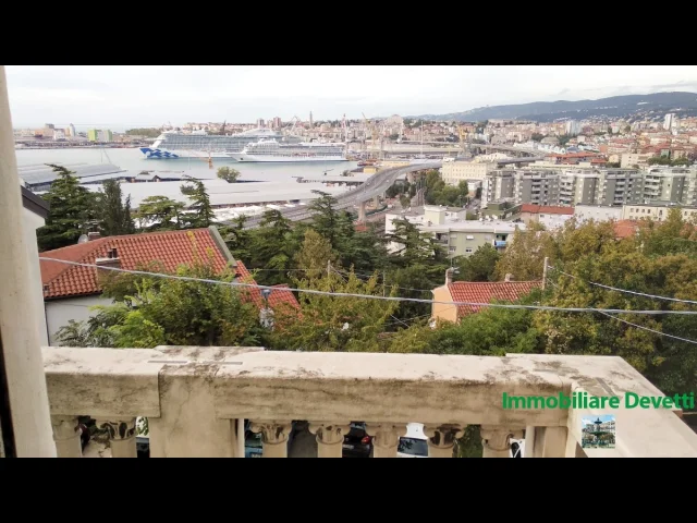 Appartamenti in Vendita - Servola bilocale con vista