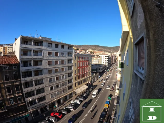 Appartamenti in Vendita - Via giulia quinto piano