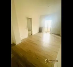 Appartamenti in Vendita - Trilocale ristrutturato