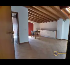 Appartamenti in Vendita - Bilocale con travi a vista