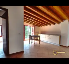 Appartamenti in Vendita - Bilocale con travi a vista