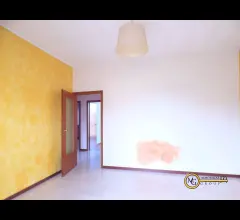 Appartamenti in Vendita - Luminoso trilocale