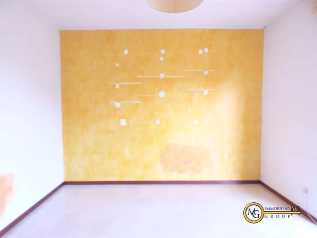 Appartamenti in Vendita - Luminoso trilocale