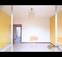 Appartamenti in Vendita - Luminoso trilocale
