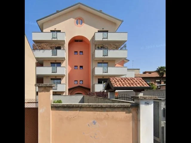 Appartamenti in Vendita - Appartamento - via albania 7/a e 7/b