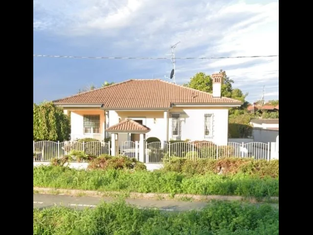 Appartamenti in Vendita - Villa singola - via casentino, 2