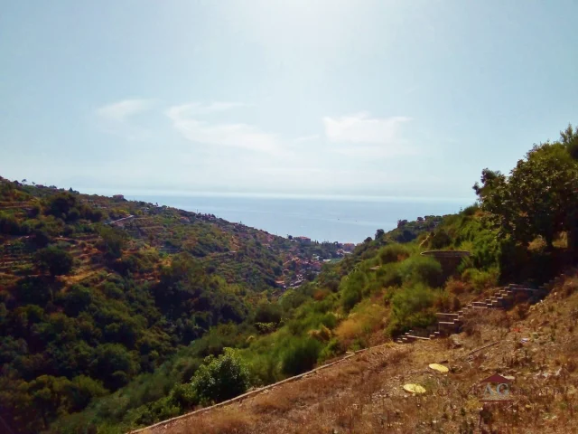 Villa vista mare da completare