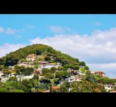 Villa vista mare in prima collina di bordighera