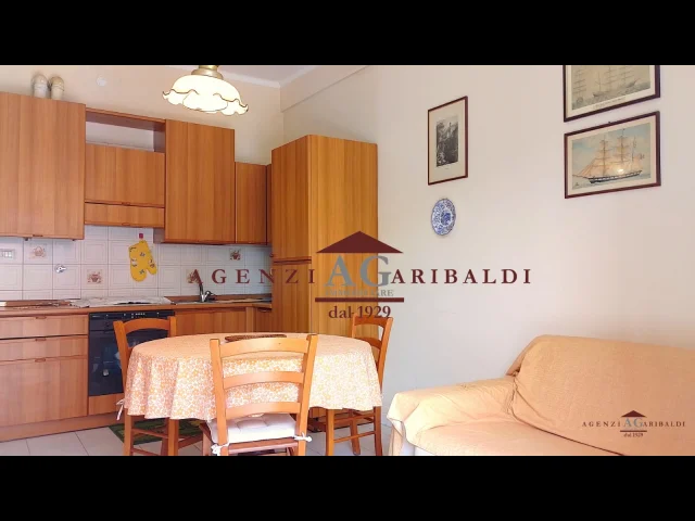 Appartamenti in Vendita - Trilocale in ottime condizioni comodo al mare