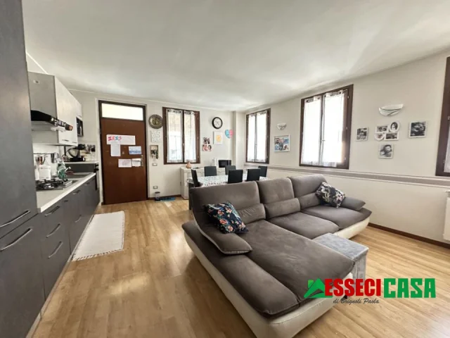 Appartamenti in Vendita - Trilocale