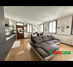 Appartamenti in Vendita - Trilocale