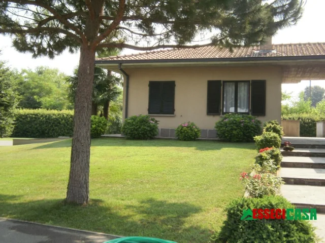 Appartamenti in Vendita - Villa singola