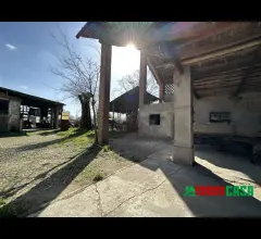 Appartamenti in Vendita - Rustico