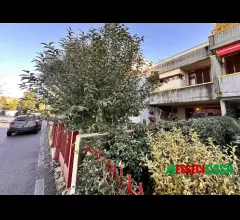 Appartamenti in Vendita - Villa a schera centrale