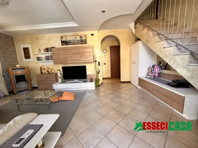 Appartamenti in Vendita - Villa bifamiliare