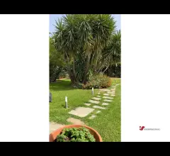 Appartamenti in Vendita - Villa in vendita a palermo