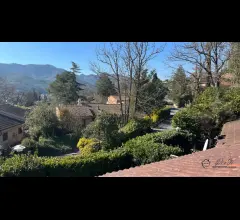 Appartamento con terrazza vendita nel golf club a garlenda