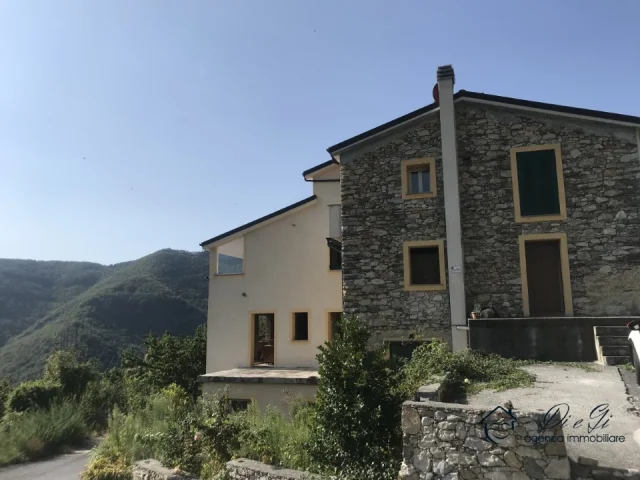 Appartamenti in Vendita - Appartamento bilocale in vendita ad alto