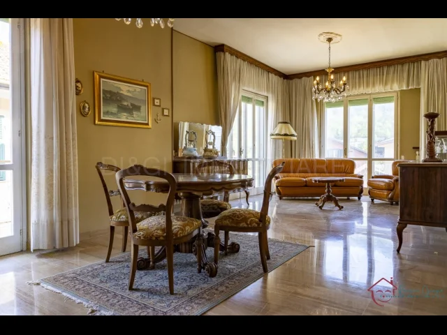 Appartamenti in Vendita - Appartamento di 190 mq in vendita a villanova d'albenga
