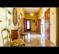 Appartamenti in Vendita - Appartamento di 190 mq in vendita a villanova d'albenga