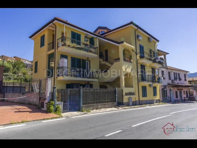 Appartamenti in Vendita - Appartamento bilocale con terrazza in vendita a garlenda