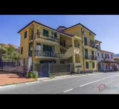 Appartamenti in Vendita - Appartamento bilocale con terrazza in vendita a garlenda