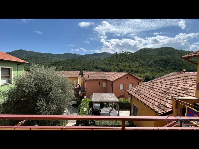 Appartamenti in Vendita - Appartamento monolocale con terrazza in vendita a garlenda