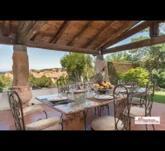 Appartamenti in Vendita - Villa con piscina a porto cervo centro
