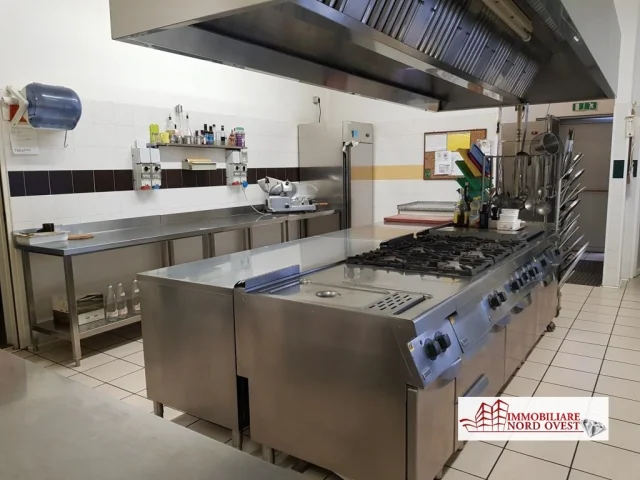 Appartamenti in Vendita - Ristorante a magenta