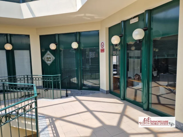 Appartamenti in Vendita - Ufficio in centro a corbetta