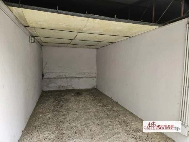 Appartamenti in Vendita - Box a reddito a magenta