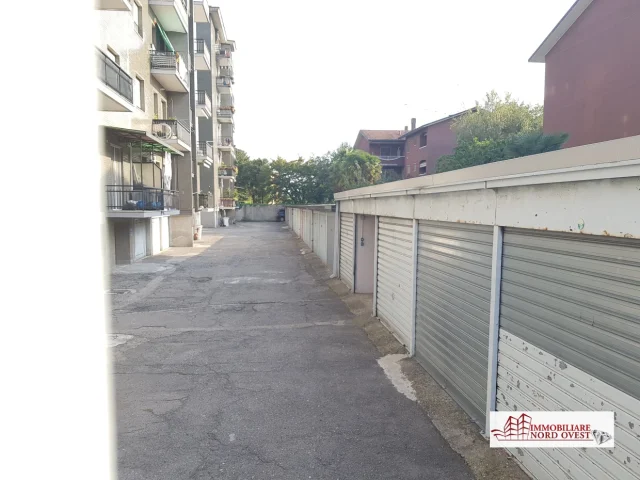 Appartamenti in Vendita - Box a reddito a magenta