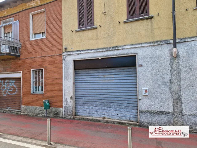 Centrale negozio con retro
