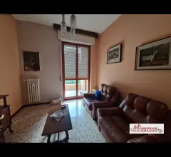 Appartamenti in Vendita - Libero subito quadrilocale con box